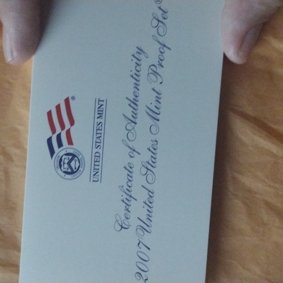 United States Mint 2007 Proof Set With Presidental Collection - Picture 7 of 11